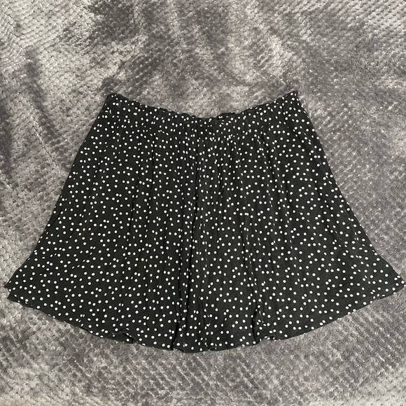 Polka-dot skirt - Picture 1 of 3